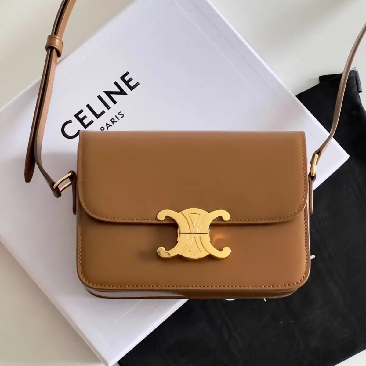 CL Shoulder Claude