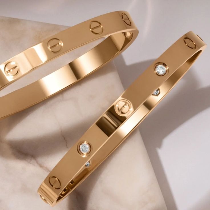 BUY 1 GET 3 – LV NEVERFULL MM BAG + MIU MIU 56zs + BRACELET LOVE DIAMONDS CR