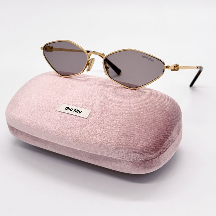 BUY 1 GET 3 – LV NEVERFULL MM BAG + MIU MIU 56zs + BRACELET LOVE DIAMONDS CR